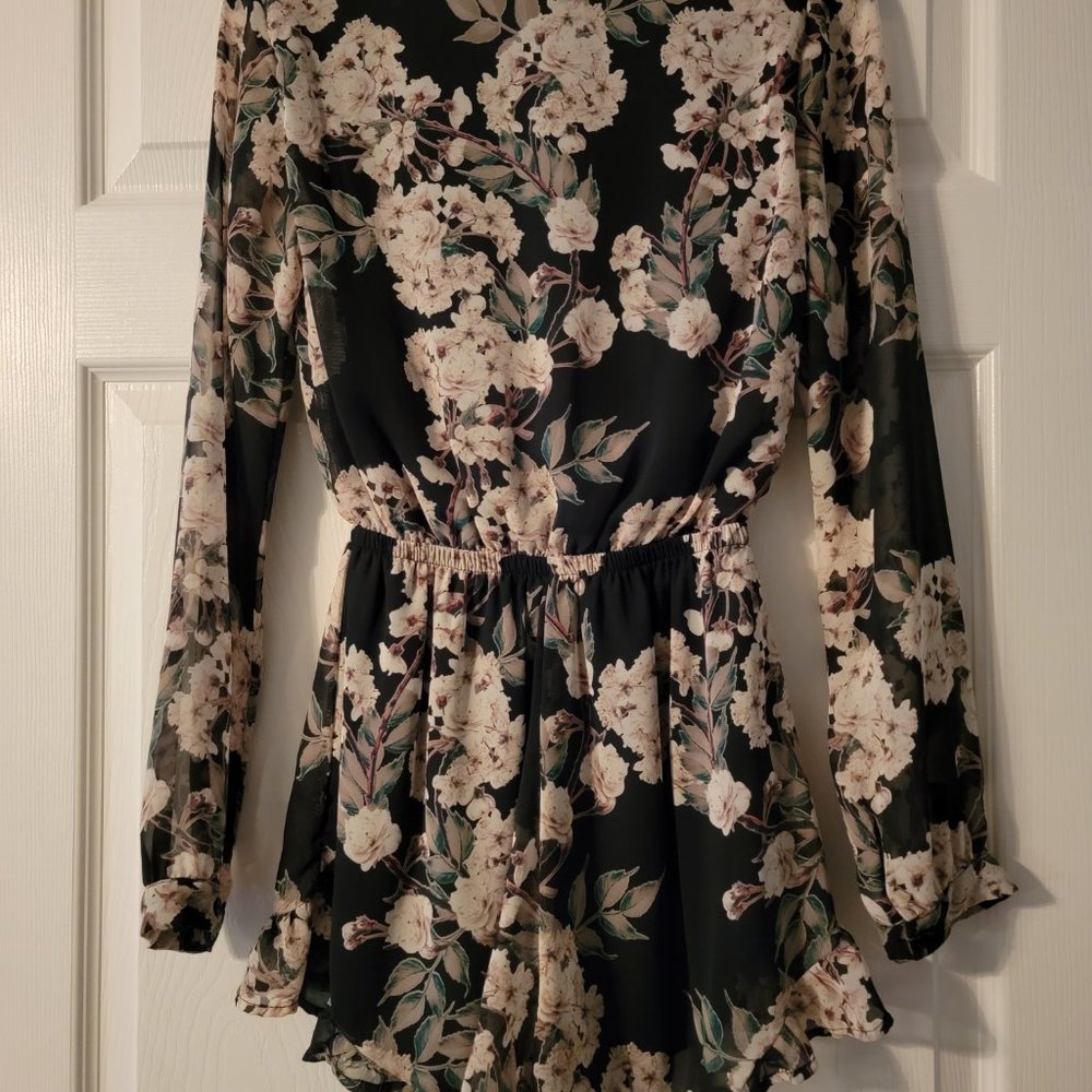 Astar Shorts Jumper - Picture 2 of 2